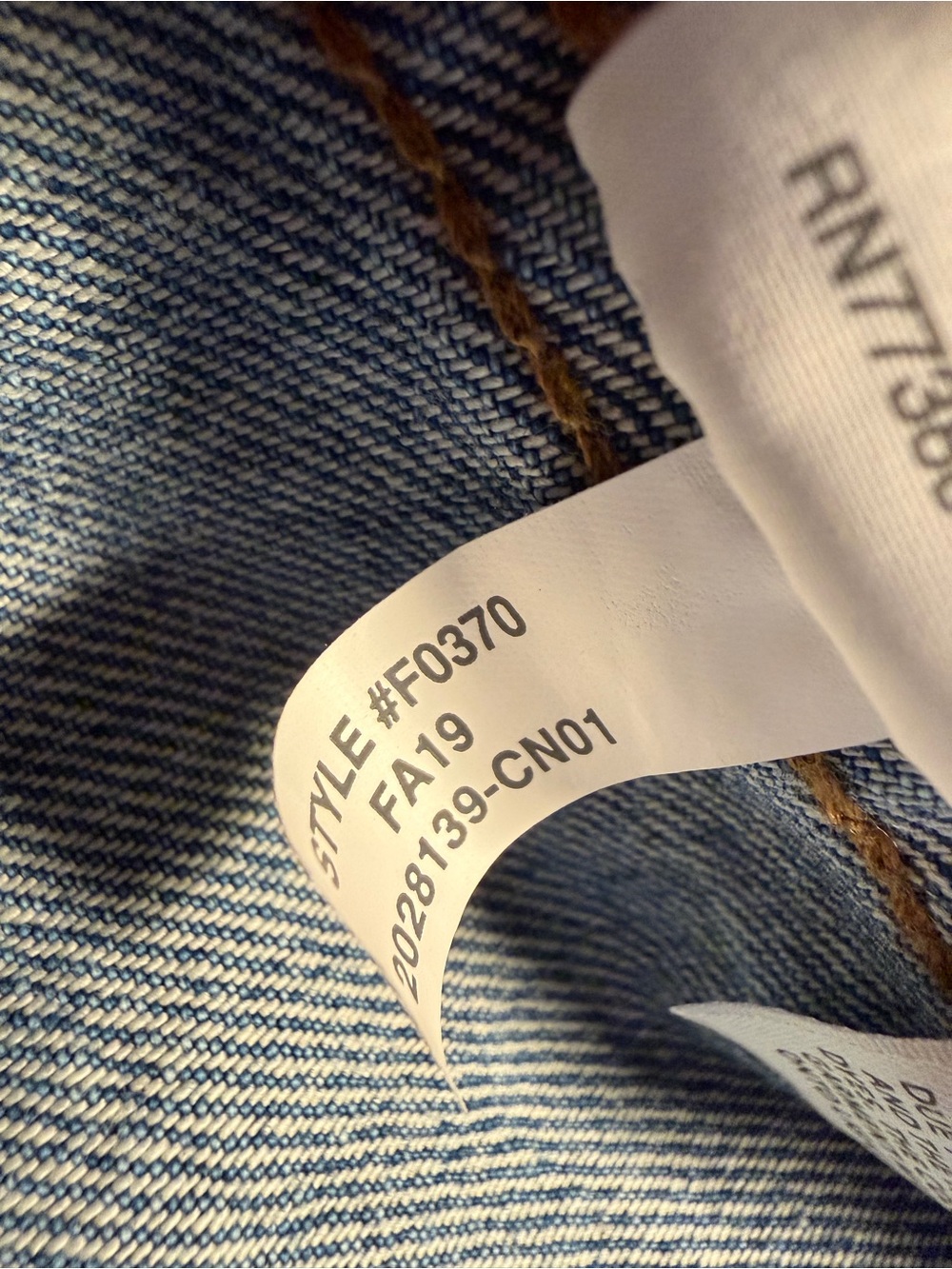 NWT Madewell ‘The Jean Jacket’ in “Pinter” Wash Plus Size 3X ASO Duchess Meghan - Picture 15 of 16